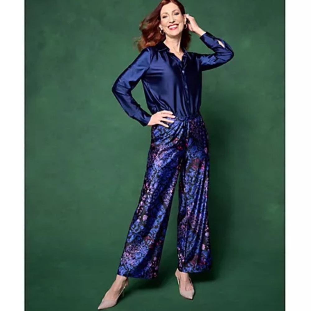 Satin Wide Leg Pull On Pants - Picture 2 of 4